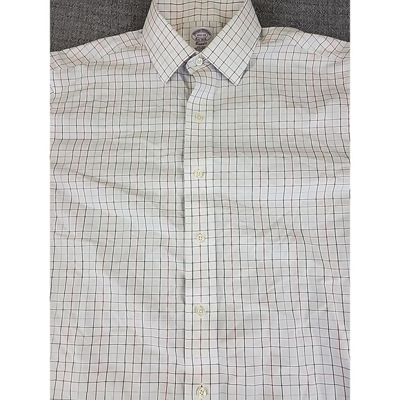 Brooks Brothers Shirt Mens 15.5 - 33 White Button Up Supima Non Iron Classic Fit - Picture 2 of 9